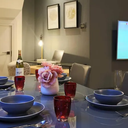 Apartment Deeni Place *
